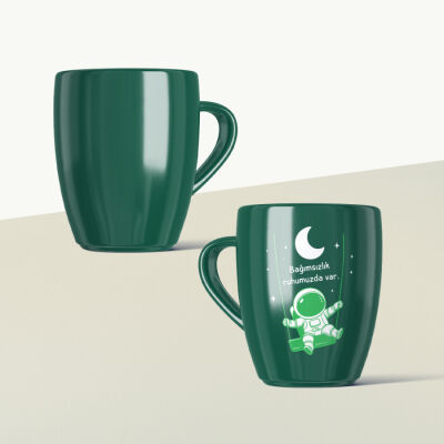 Bağımsızlık Ruhumuzda Var Mottolu Yeşil Seramik Kupa - 2