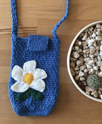 Amigurumi Örgü Mavi Boyun Askılı Telefon Çantası - 1