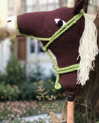 Amigurumi Örgü Sopalı At Oyuncak - 2